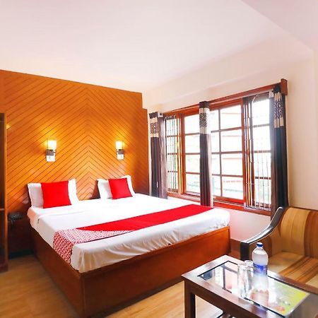 Oyo 45337 Hotel Woodland Shimla Exteriör bild