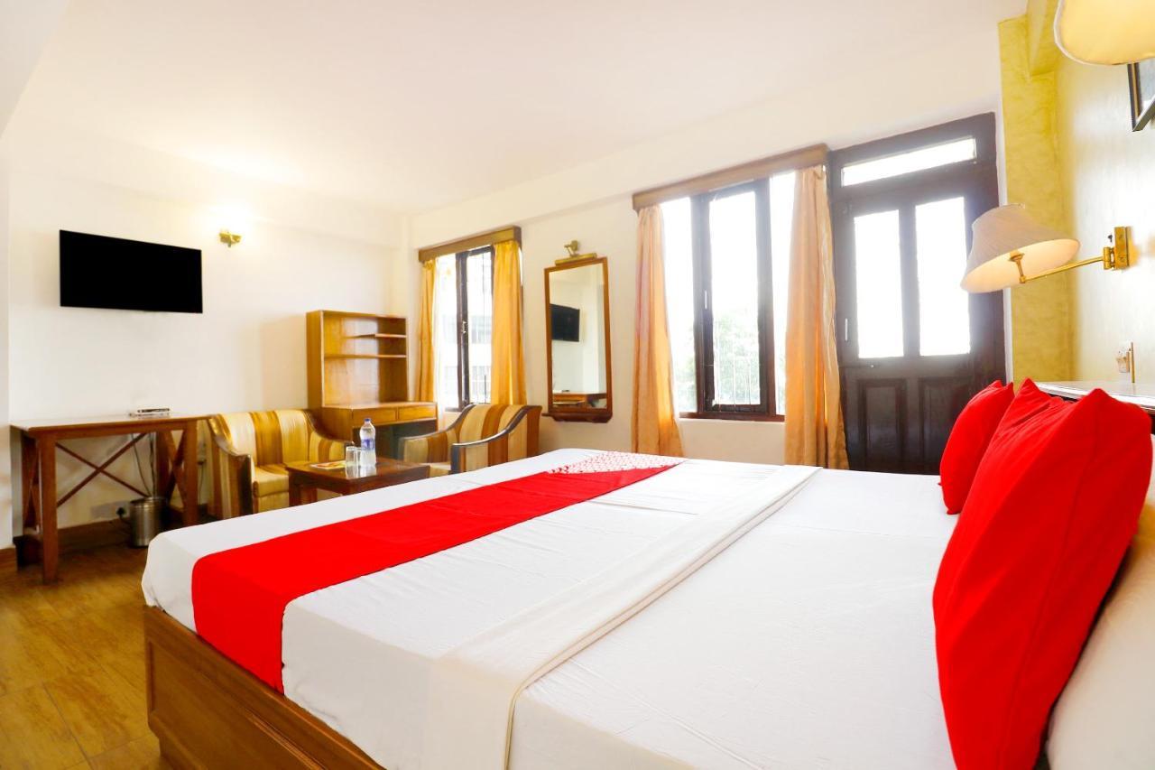 Oyo 45337 Hotel Woodland Shimla Exteriör bild
