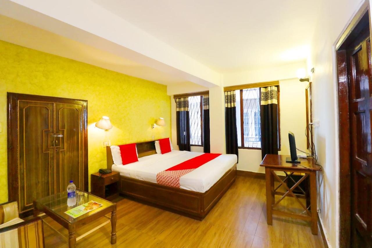 Oyo 45337 Hotel Woodland Shimla Exteriör bild