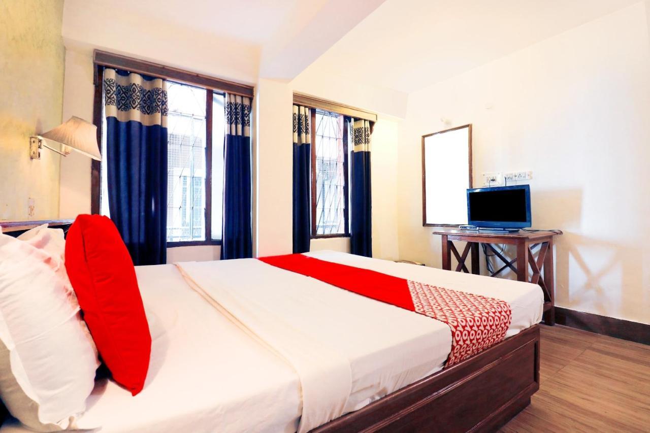 Oyo 45337 Hotel Woodland Shimla Exteriör bild