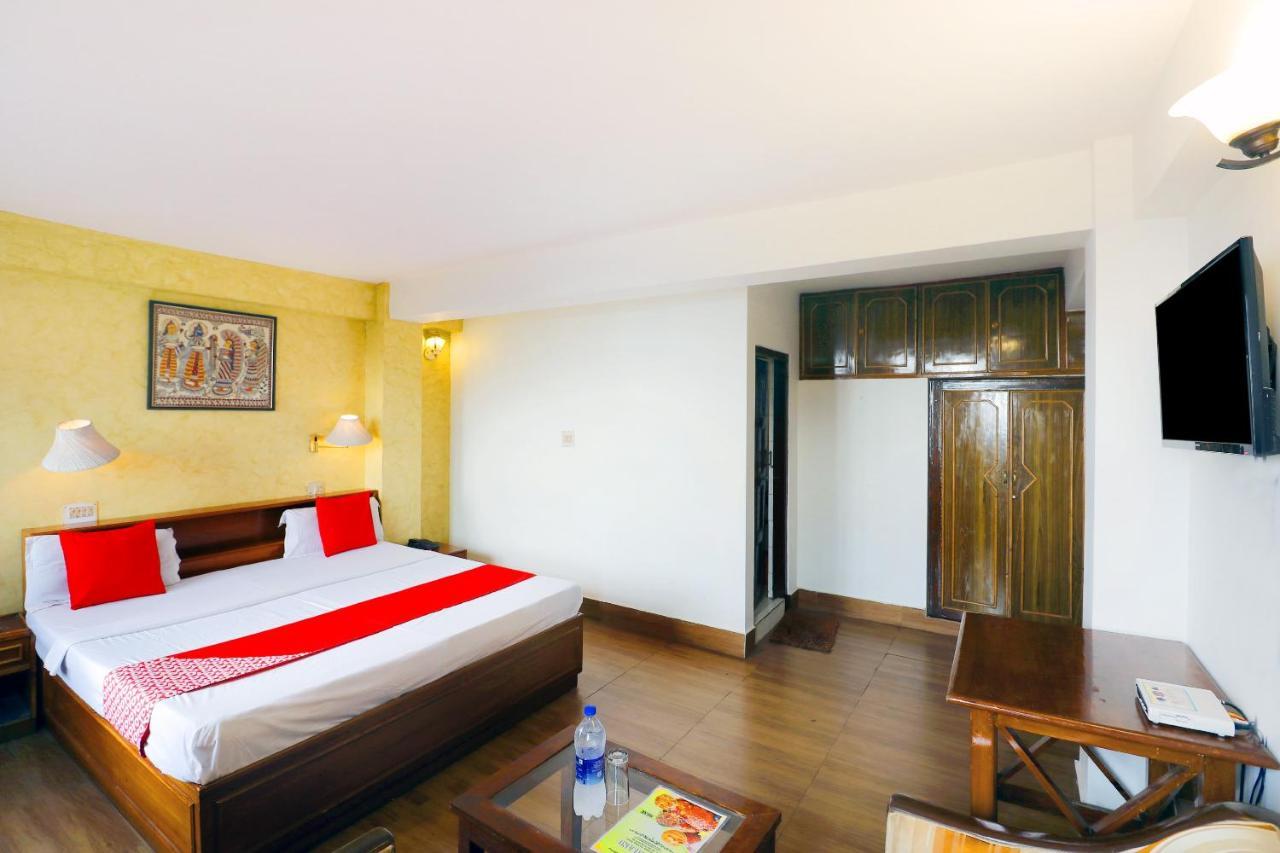 Oyo 45337 Hotel Woodland Shimla Exteriör bild