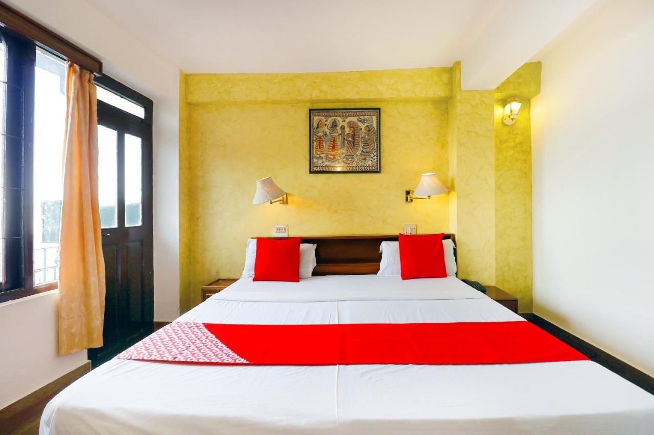 Oyo 45337 Hotel Woodland Shimla Exteriör bild