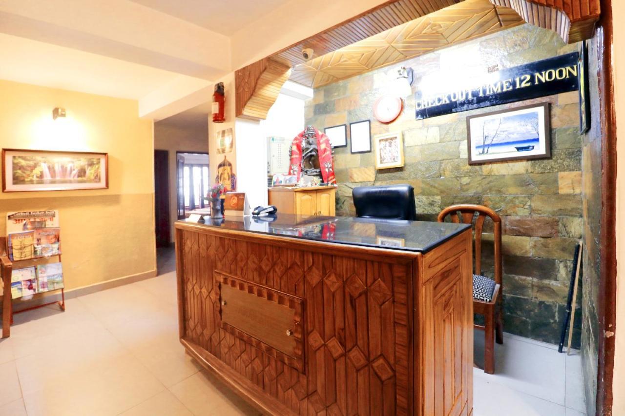 Oyo 45337 Hotel Woodland Shimla Exteriör bild